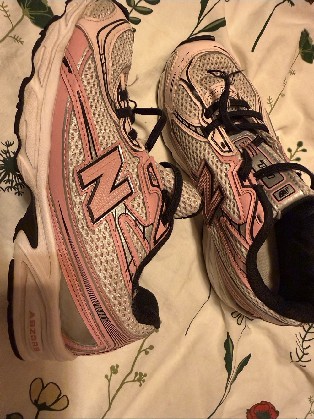 New Balance Women's Pink and White Running Sneakers